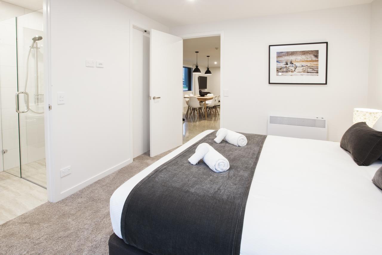 Dungarvon Street Apartments Wanaka Exterior photo